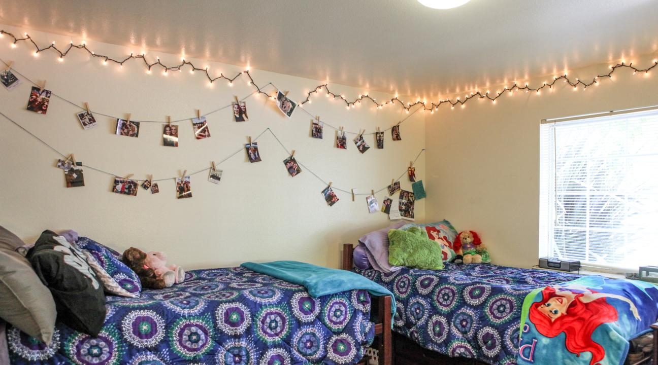 Sauvignon Double Bedroom 