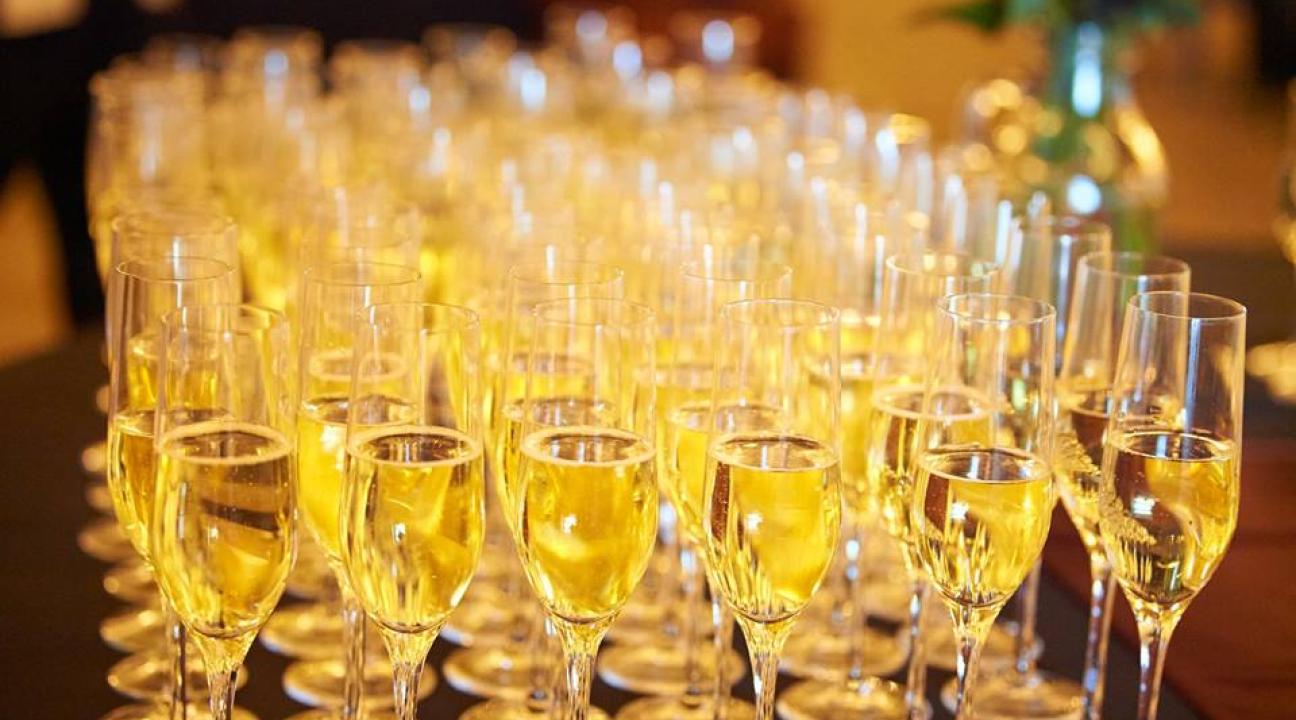 Sparkling wine in champagne glasses 
