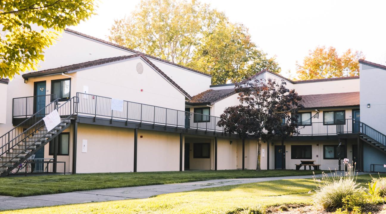 Verdot housing and grass area